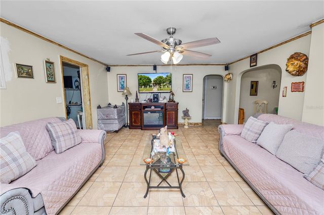 515 N 3RD STREET, Lake Wales, FL 33853
