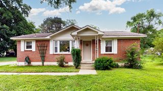 320 Lee Dr, Columbia, TN 38401