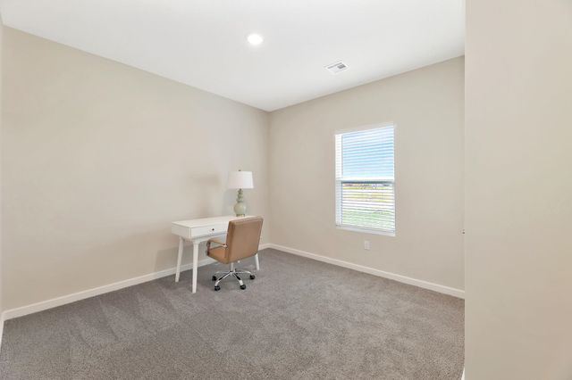 1038 N Forestview St, Wichita, KS 67235