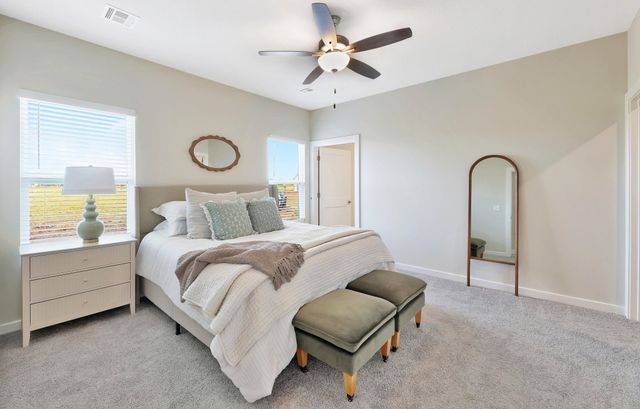 1038 N Forestview St, Wichita, KS 67235