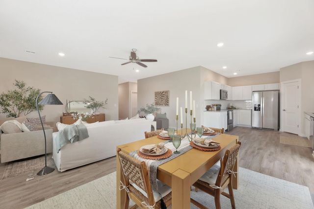 1038 N Forestview St, Wichita, KS 67235