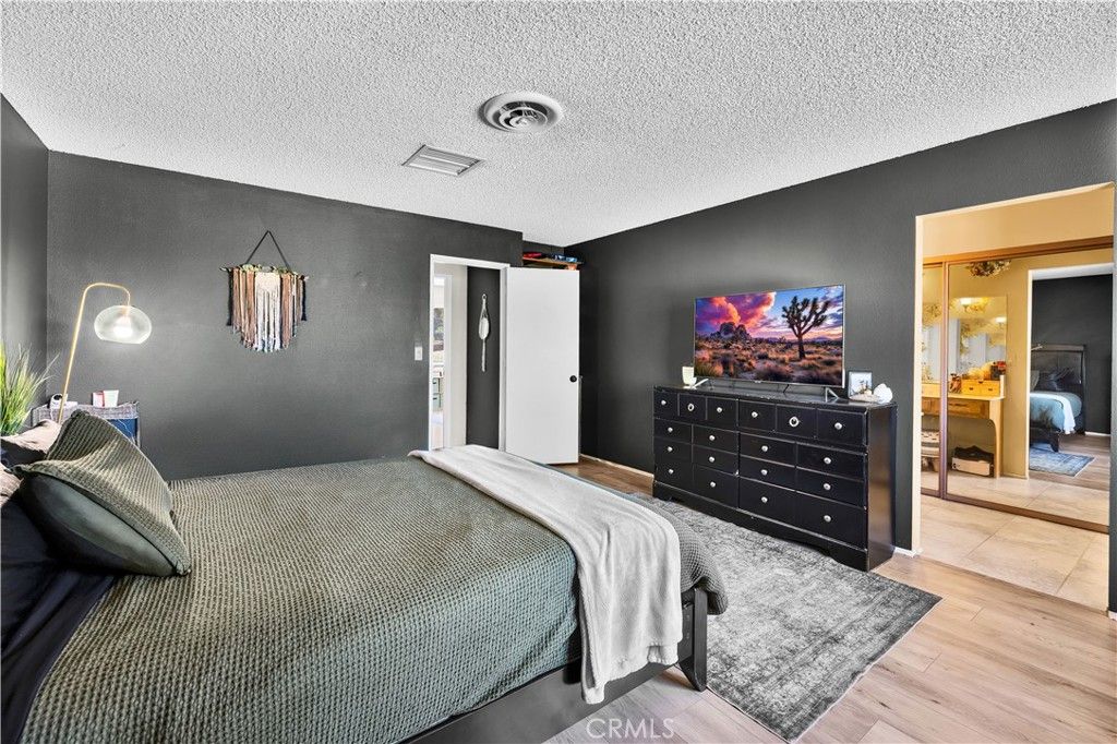 Image 18 of property listing at 56527 El Dorado Drive, Yucca Valley, CA 92284