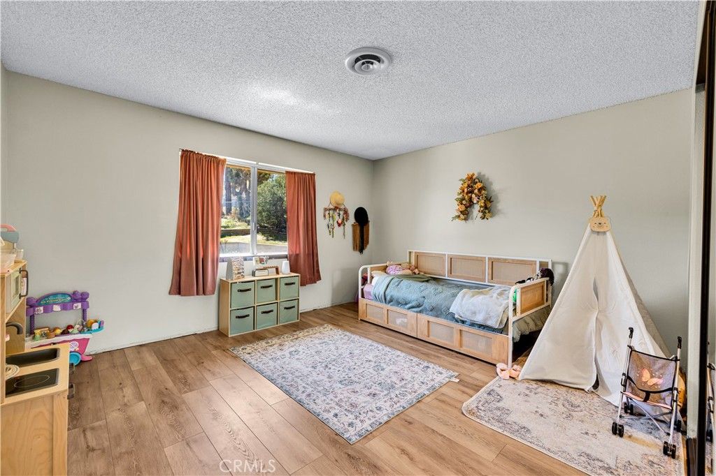 Image 21 of property listing at 56527 El Dorado Drive, Yucca Valley, CA 92284