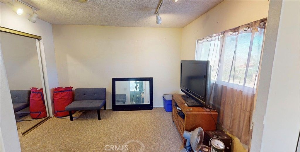 Image 31 of property listing at 56527 El Dorado Drive, Yucca Valley, CA 92284