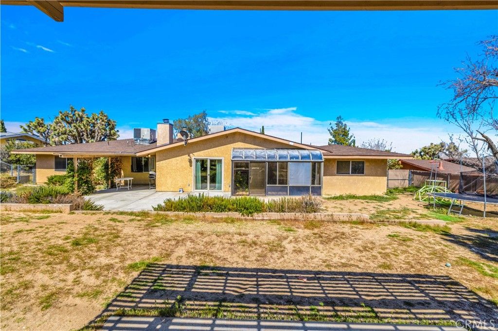 Image 37 of property listing at 56527 El Dorado Drive, Yucca Valley, CA 92284