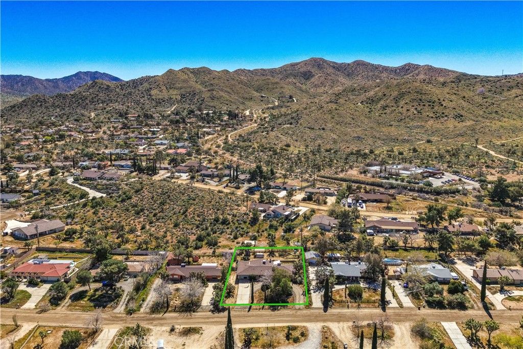 Image 41 of property listing at 56527 El Dorado Drive, Yucca Valley, CA 92284