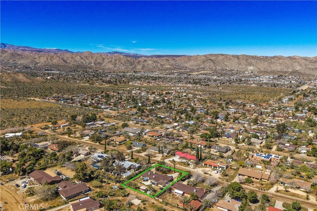 Image 43 of property listing at 56527 El Dorado Drive, Yucca Valley, CA 92284