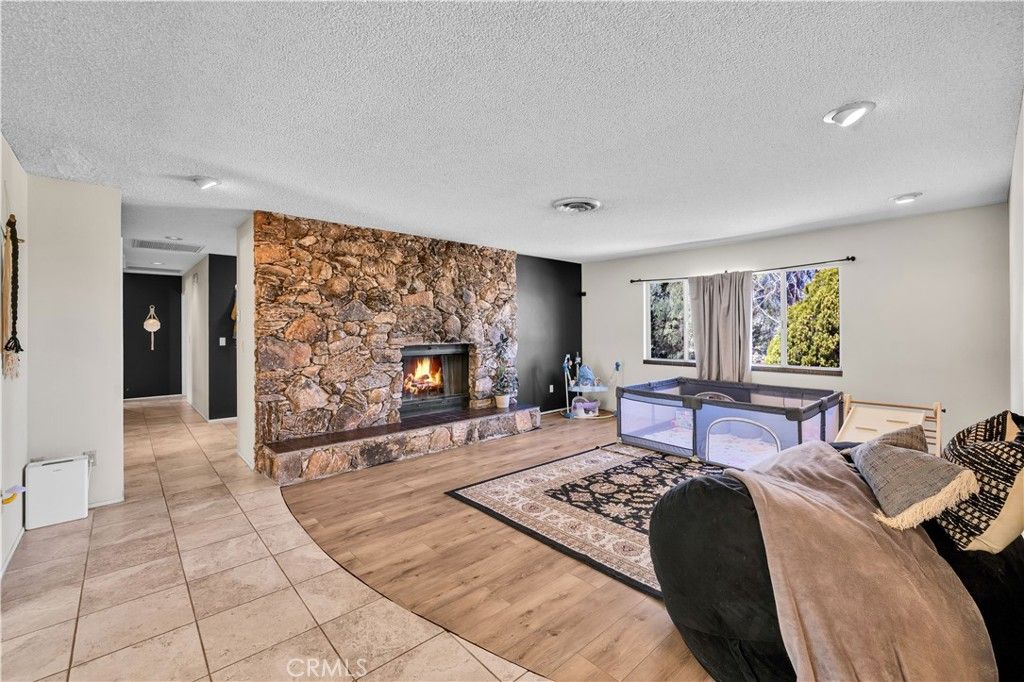 Image 7 of property listing at 56527 El Dorado Drive, Yucca Valley, CA 92284