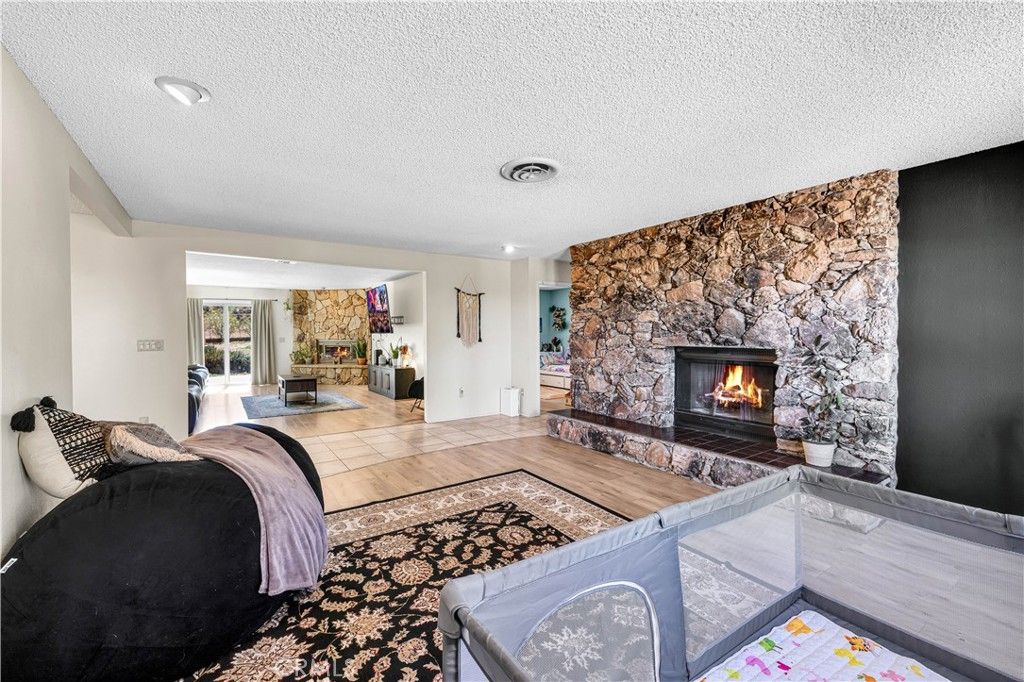 Image 9 of property listing at 56527 El Dorado Drive, Yucca Valley, CA 92284