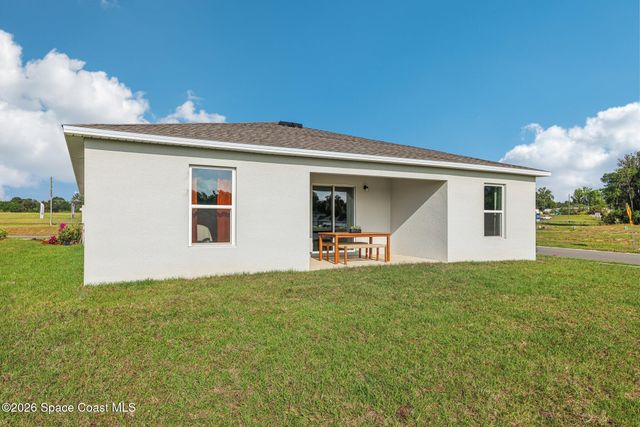 3221 Fitzpatrick Avenue SW, Palm Bay, FL 32908