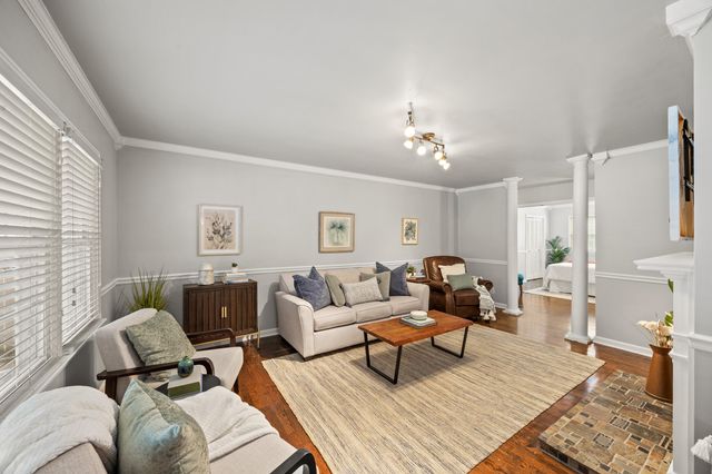 151 Pinehurst Drive, Frankfort, KY 40601