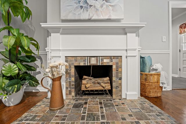 151 Pinehurst Drive, Frankfort, KY 40601