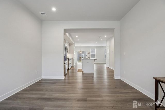 49 Owen Court, Franklin Twsp, NJ 08873