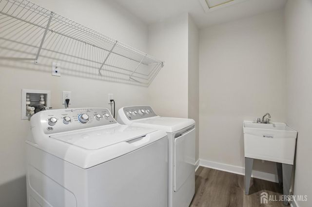 49 Owen Court, Franklin Twsp, NJ 08873