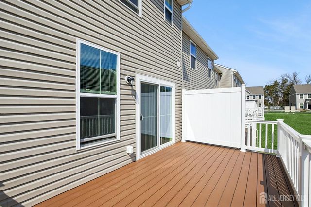 49 Owen Court, Franklin Twsp, NJ 08873