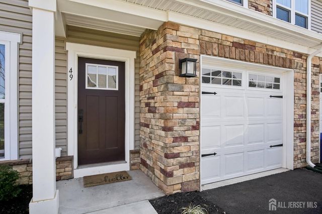 49 Owen Court, Franklin Twsp, NJ 08873