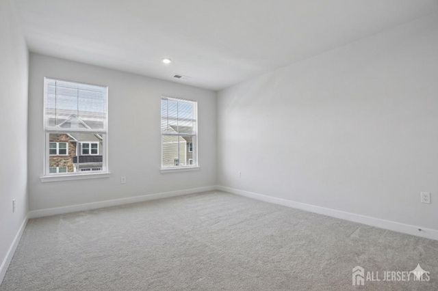 49 Owen Court, Franklin Twsp, NJ 08873