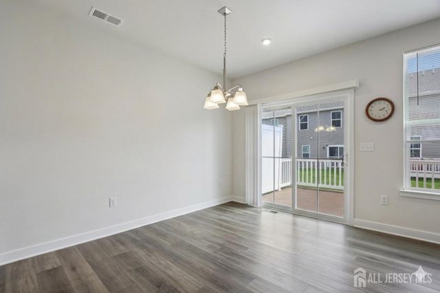 49 Owen Court, Franklin Twsp, NJ 08873