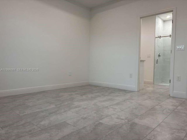 6007 Kumquat Cir, La Belle, FL 33935