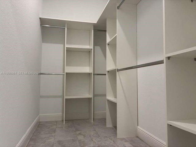 6007 Kumquat Cir, La Belle, FL 33935