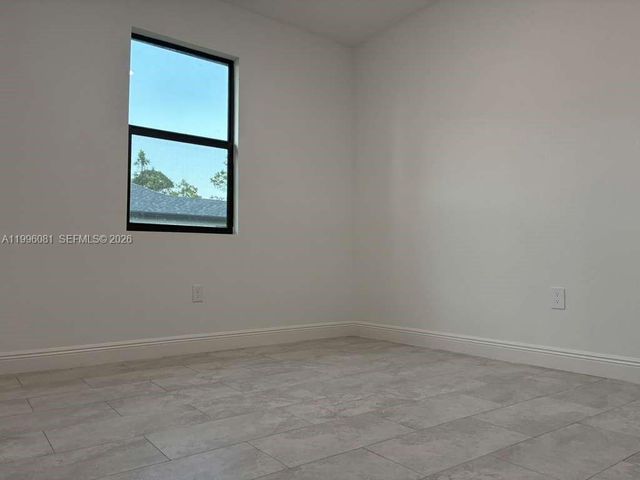 6007 Kumquat Cir, La Belle, FL 33935