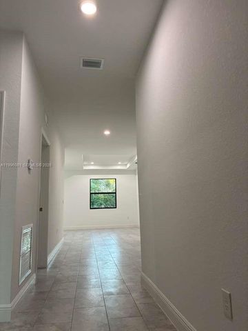 6007 Kumquat Cir, La Belle, FL 33935