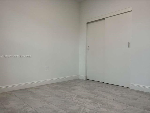 6007 Kumquat Cir, La Belle, FL 33935