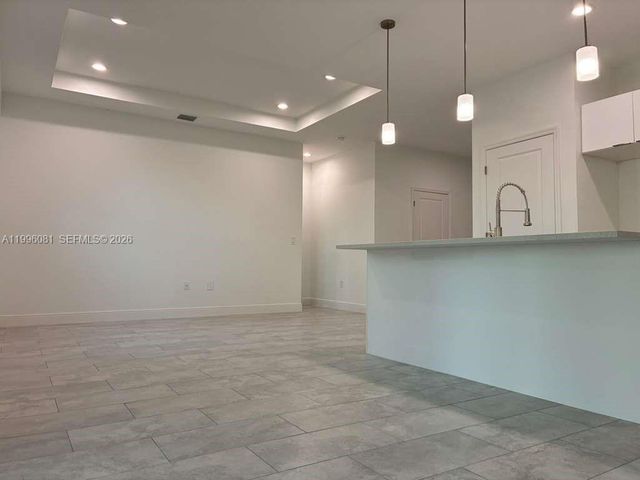 6007 Kumquat Cir, La Belle, FL 33935