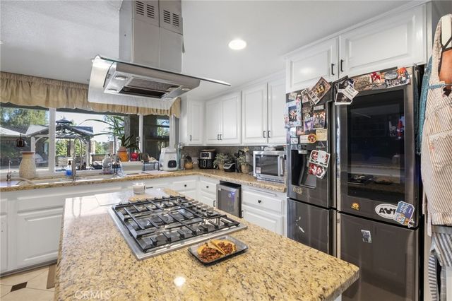 15526 Mar Vista, Whittier, CA 90605