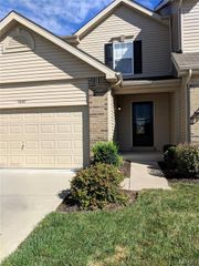 1844 Sterling Oaks Drive, St Peters, MO 63376