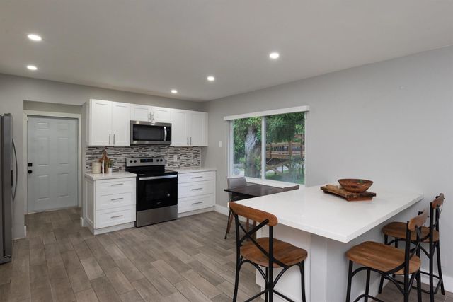 13487 Barwick Road, Delray Beach, FL 33445