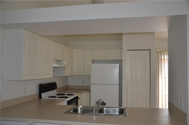 2340 86th Drive, Vero Beach, FL 32966
