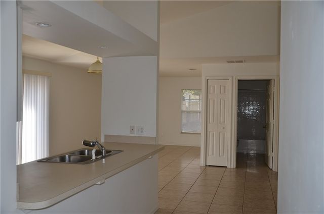 2340 86th Drive, Vero Beach, FL 32966