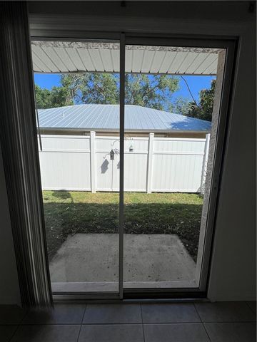 2340 86th Drive, Vero Beach, FL 32966