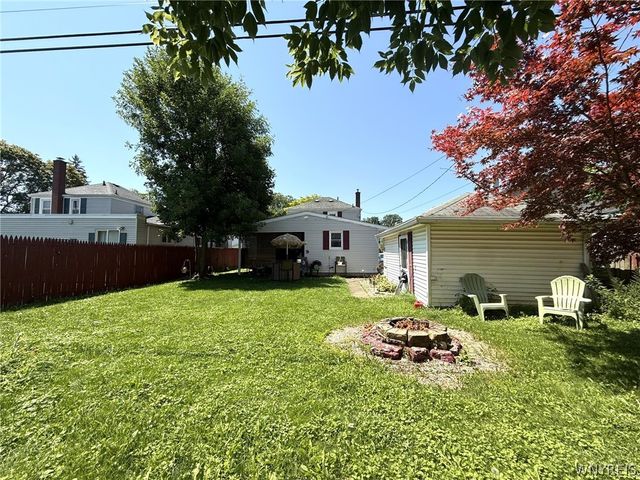 609 76th Street, Niagara Falls, NY 14304