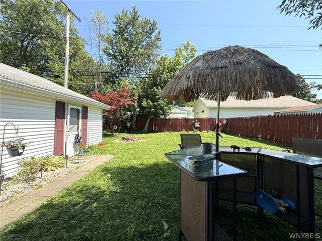 609 76th Street, Niagara Falls, NY 14304