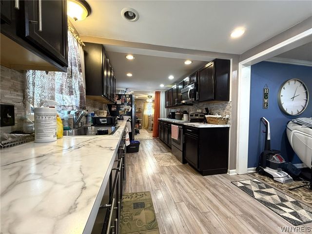 609 76th Street, Niagara Falls, NY 14304
