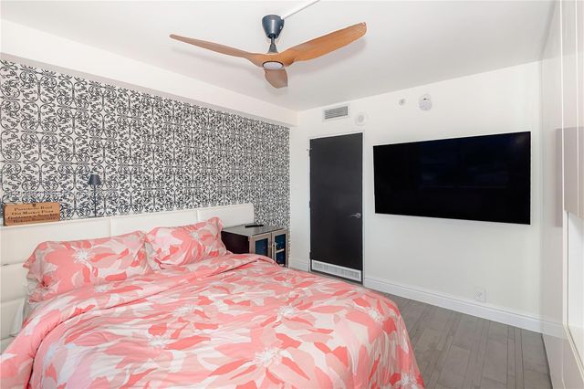 1100 West Ave 1427, Miami Beach, FL 33139