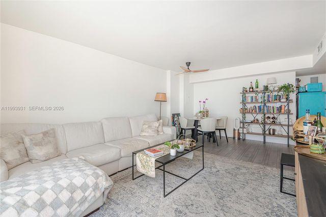 1100 West Ave 1427, Miami Beach, FL 33139