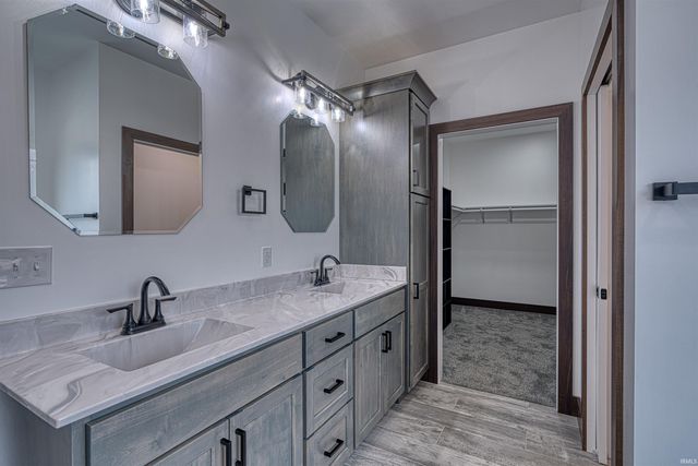 3527 Sand Drive, Newburgh, IN 47630