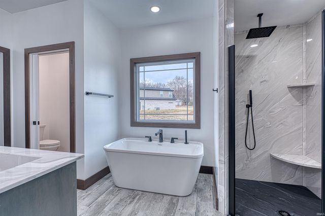 3527 Sand Drive, Newburgh, IN 47630