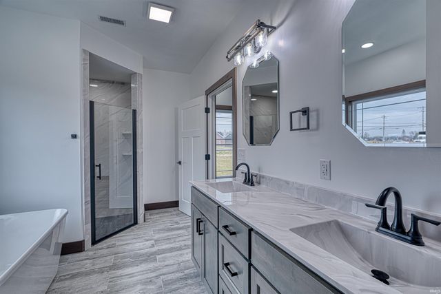 3527 Sand Drive, Newburgh, IN 47630