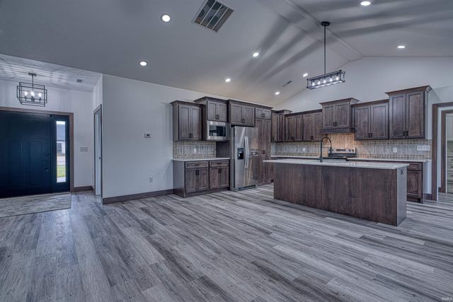 3527 Sand Drive, Newburgh, IN 47630