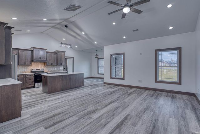 3527 Sand Drive, Newburgh, IN 47630