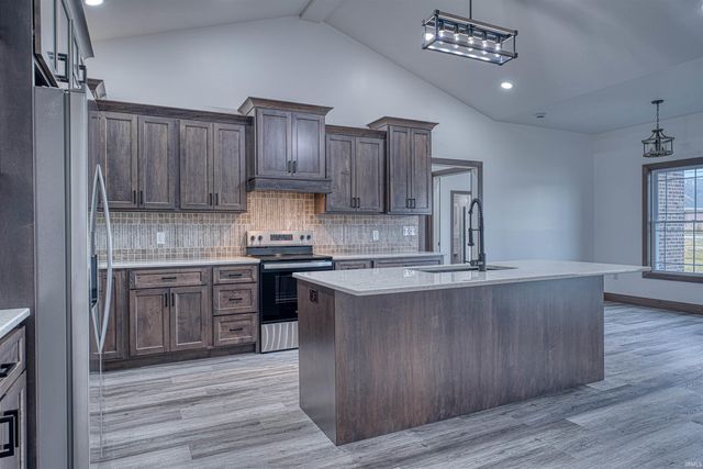 3527 Sand Drive, Newburgh, IN 47630