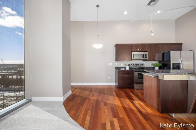 335 Bridge Street Nw 602, City Of Grand Rapids, MI 49504