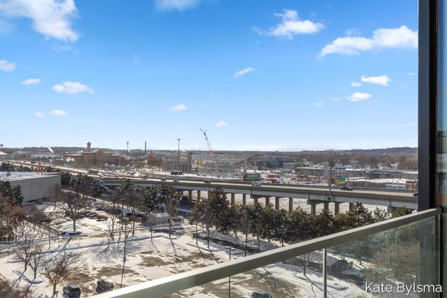 335 Bridge Street Nw 602, City Of Grand Rapids, MI 49504