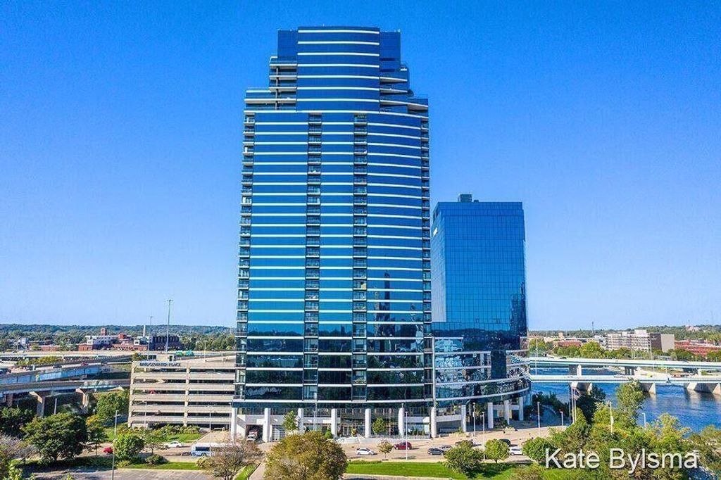 335 Bridge Street Nw 602, City Of Grand Rapids, MI 49504