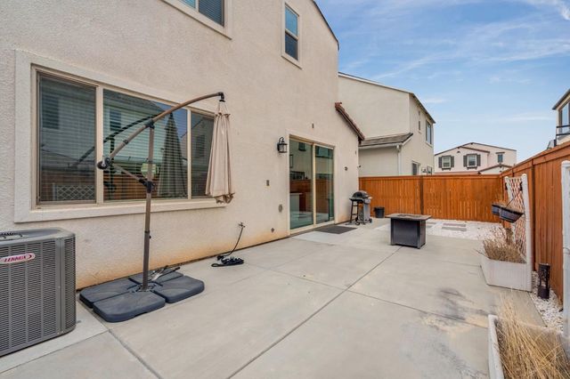 4614 Loftwood Road, Madera, CA 93636