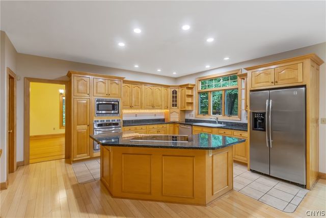 1 Mayflower Circle, Oswego, NY 13126